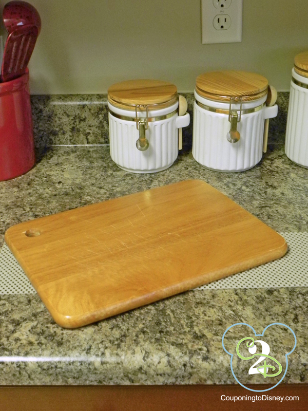 Keep Your Cutting Board From Sliding 1