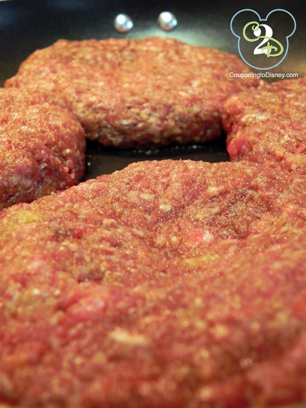 Tip to cooking evenly flat burgers 1