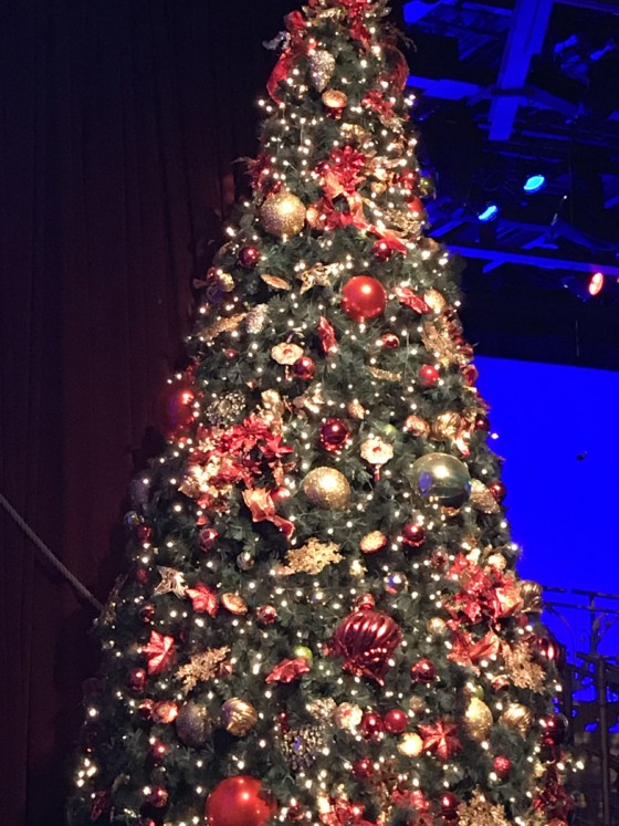 5 Must Do's At Epcot's International Festival Of The Holidays